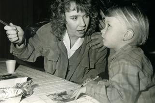 Susan Tully, who played Michelle Fowler, with her on-screen daughter Samantha Martin (Vicki Fowler) in 1989