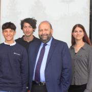 Yavneh College head teacher Spencer Lewis pictured with GCSE students. Image: Yavneh College