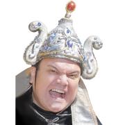 Shaun Williamson stars as the evil Abanazar in Aladdin at The Alban Arena this Christmas