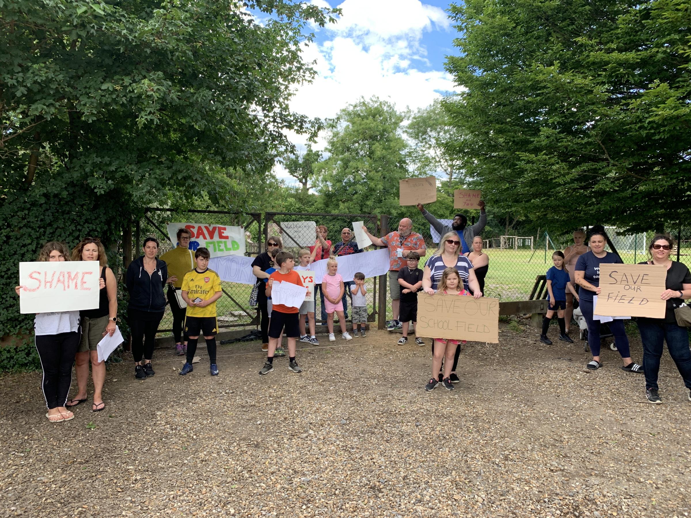 Campaigners at Shenley Primary School, including parents and governors. Credit: Simon Jacobs