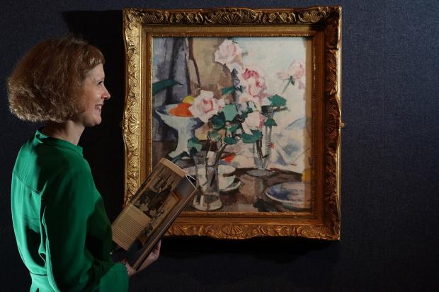 Borehamwood Times: Art courses are a great gift option for people interested in painting. Picture: PA