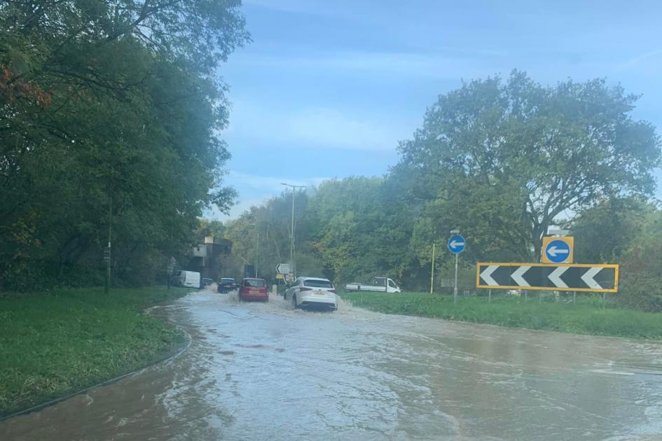 Elstree Road in Bushey closed due to burst water main