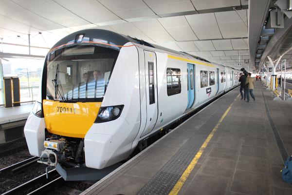 Heatwave: All Thameslink trains north of London cancelled on Tuesday